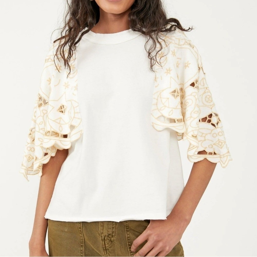 Free People White Embroidered Cutout Angel Sleeve Tee Size S Boho Celestial Chic